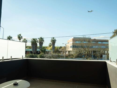 Premium Room with Terrace del hotel Ibis Styles Lisboa Aeroporto. Foto 6