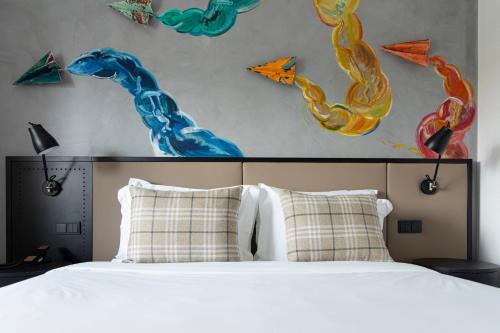 Suite Deluxe del hotel Ibis Styles Lisboa Aeroporto. Foto 14