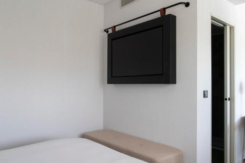 Suite Deluxe del hotel Ibis Styles Lisboa Aeroporto. Foto 20