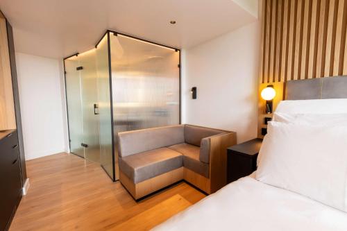 Estudio PAD Plus del hotel YOTELPAD London Stratford. Foto 6