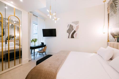 Habitación Doble Clásica Interior del hotel MASANET Emblematic Adults Only. Foto 2