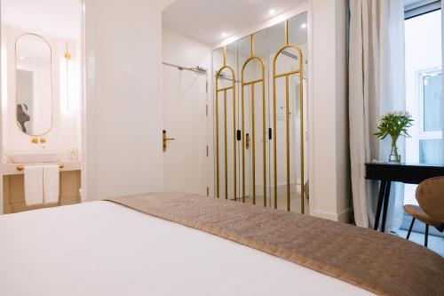 Classic Interior Double Room del hotel MASANET Emblematic Adults Only. Foto 1