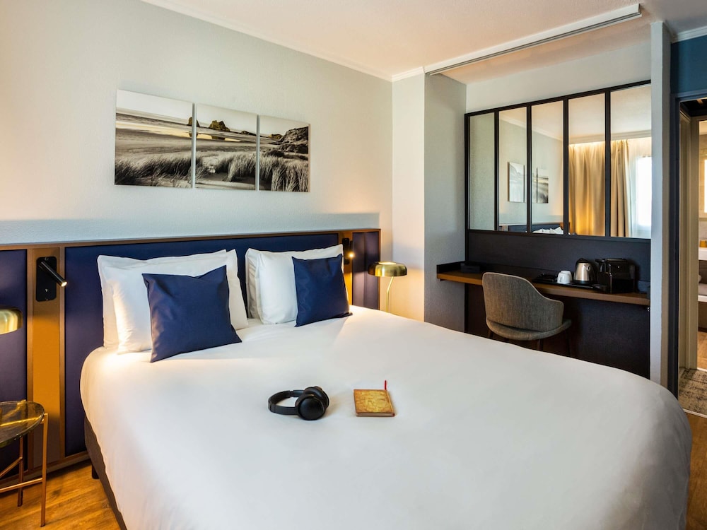 Suite Junior del hotel Mercure Toulouse Aéroport Blagnac