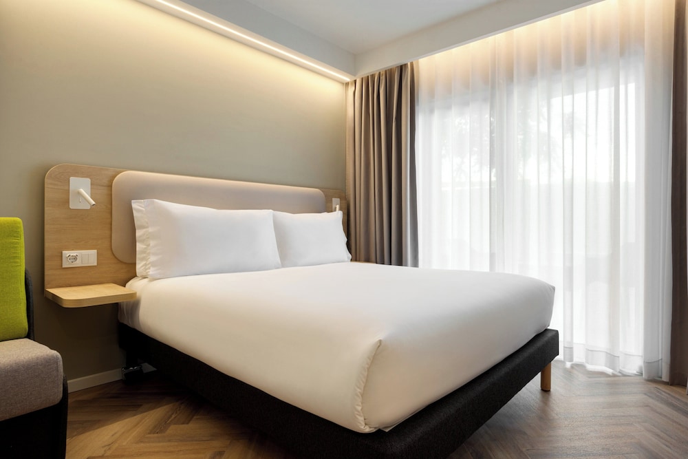 Habitación estándar, 1 cama de matrimonio, balcón (Free Breakfast) del hotel Holiday Inn Express Evora, an IHG Hotel