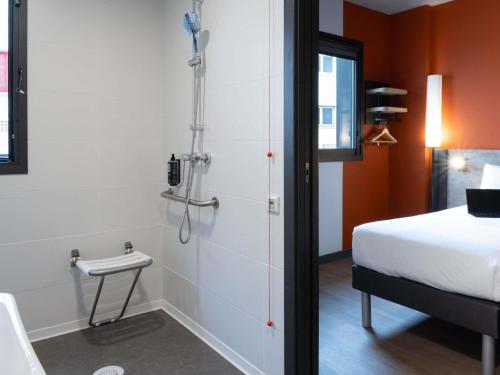 Habitación Doble Estándar - Adaptada del hotel Ibis budget Logroño Centro. Foto 3