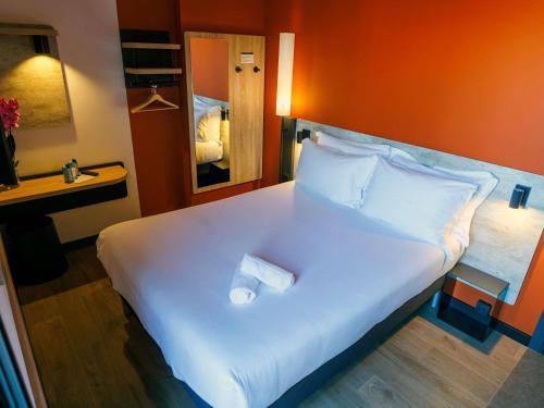 Habitación Doble Estándar del hotel Ibis budget Logroño Centro. Foto 11