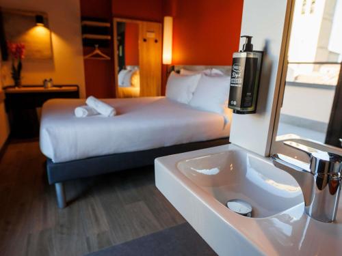 Habitación Doble Estándar del hotel Ibis budget Logroño Centro. Foto 12