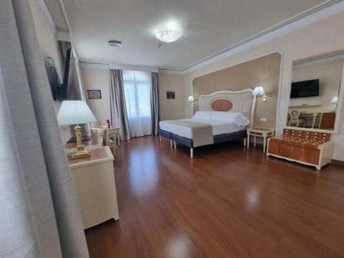 Suite Presidencial del hotel Bossh Alicia. Foto 3