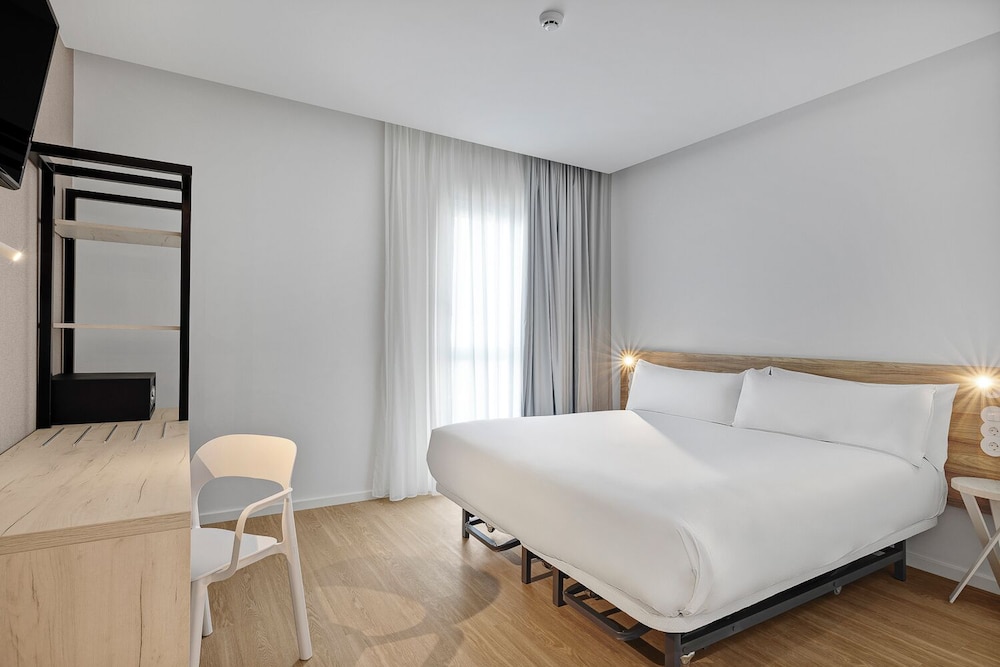 Habitación Doble Superior del hotel B&B HOTEL Leiria Fatima