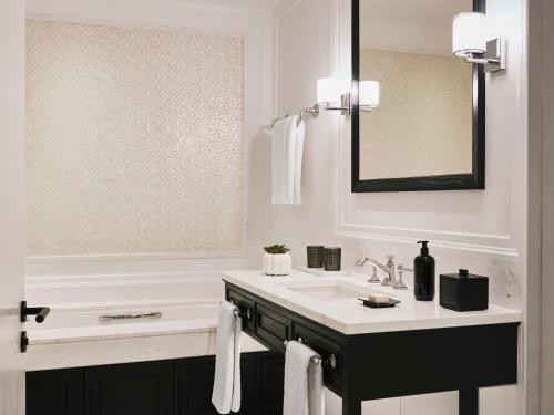 Habitación Deluxe King del hotel Park Hyatt London River Thames. Foto 1