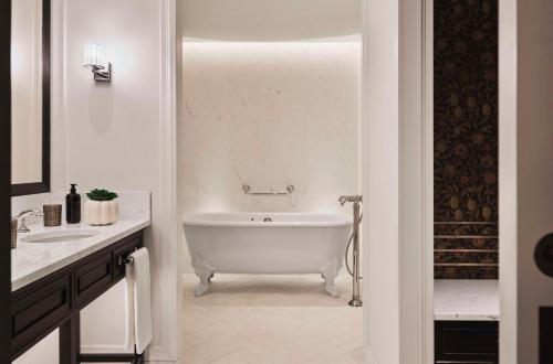 Suite Deluxe del hotel Park Hyatt London River Thames. Foto 1