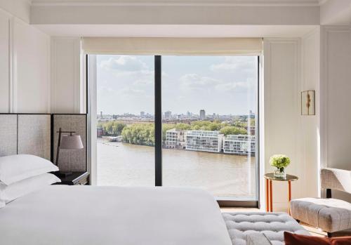 Suite Deluxe Park con vista al río del hotel Park Hyatt London River Thames. Foto 6