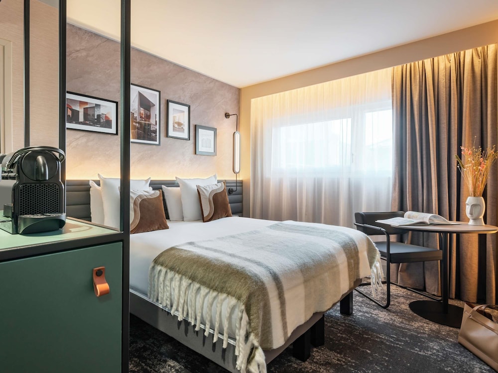 Habitación Superior con 1 cama doble del hotel Novotel Paris La Défense Nanterre. Foto 3