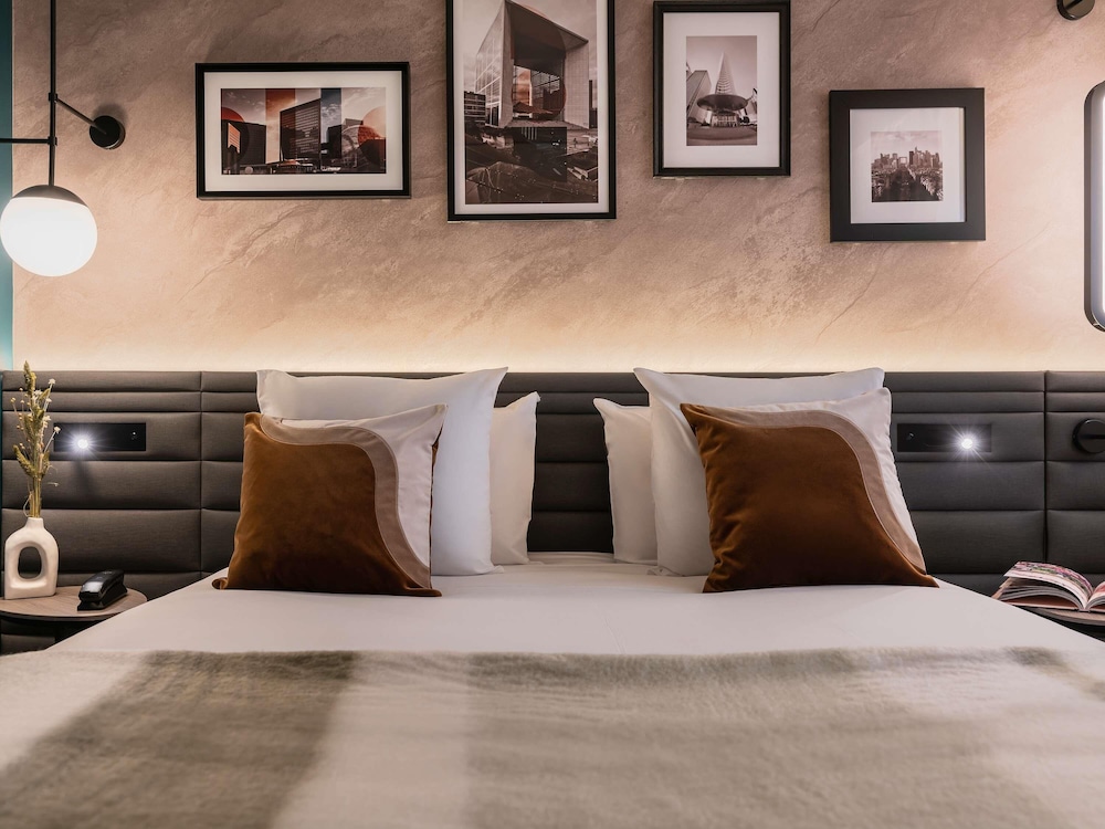 Habitación Superior con 1 cama doble del hotel Novotel Paris La Défense Nanterre. Foto 4