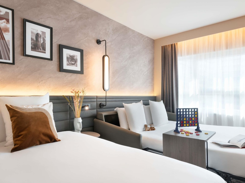 Estudio del hotel Novotel Paris La Défense Nanterre. Foto 3