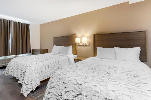 Habitación Deluxe con 2 camas grandes - No fumadores del hotel Red Roof Inn PLUS+ Jamaica, NY