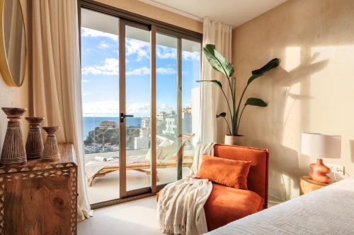 One - Bedroom Luxury Apartment with Balcony and Oceanview del hotel Bahía Luxury. Foto 1