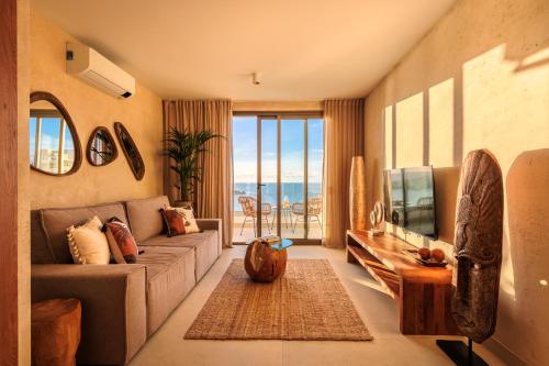 One - Bedroom Luxury Apartment with Balcony and Oceanview del hotel Bahía Luxury. Foto 13