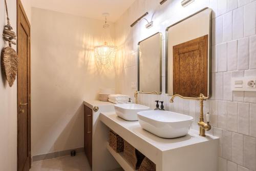 One - Bedroom Luxury Apartment with Balcony and Oceanview del hotel Bahía Luxury. Foto 31