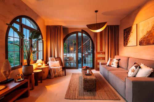 One - Bedroom Deluxe Apartment with Veranda and Ocean View del hotel Bahía Luxury. Foto 12