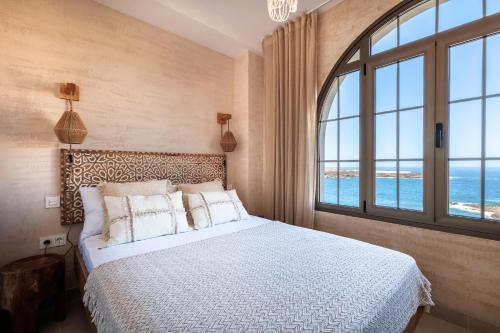 One - Bedroom Deluxe Apartment with Veranda and Ocean View del hotel Bahía Luxury. Foto 16