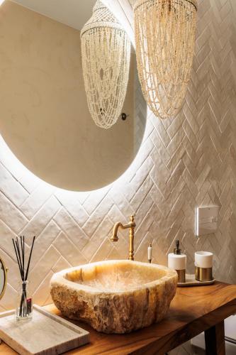 One - Bedroom Deluxe Apartment with Veranda and Ocean View del hotel Bahía Luxury. Foto 18