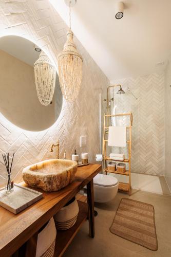 One - Bedroom Deluxe Apartment with Veranda and Ocean View del hotel Bahía Luxury. Foto 23