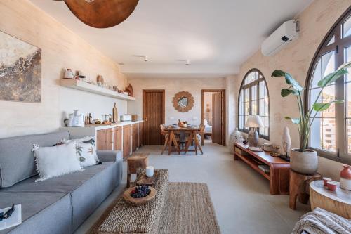 One - Bedroom Deluxe Apartment with Veranda and Ocean View del hotel Bahía Luxury. Foto 24