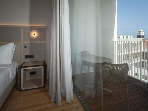 Habitación Doble Privilege del hotel Mercure Ponta Delgada Azores. Foto 7