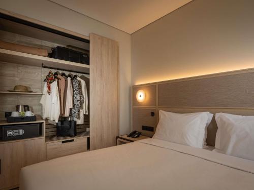 Habitación Doble Clásica del hotel Mercure Ponta Delgada Azores. Foto 4