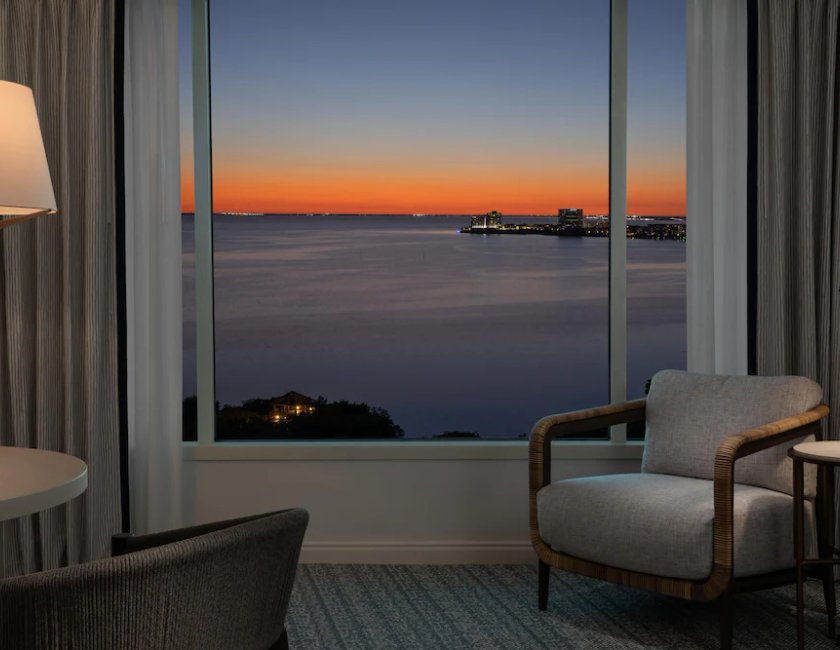 1 Cama King Vista a la Bahía del hotel Grand Hyatt Tampa Bay. Foto 8