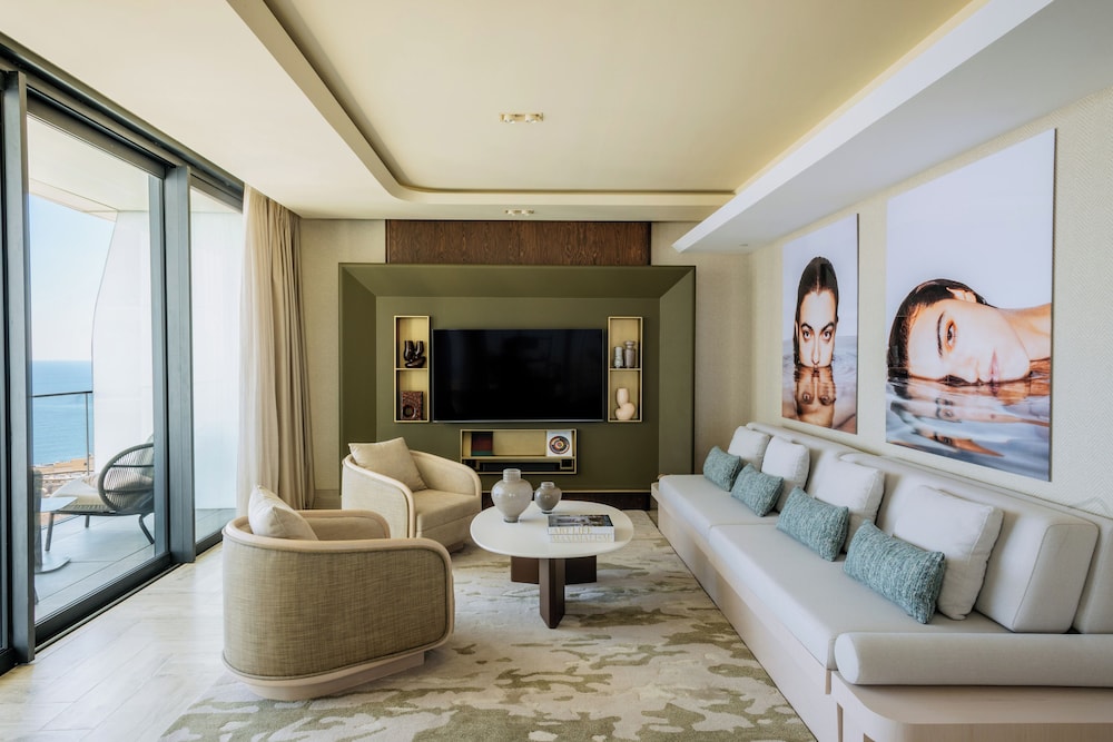 Suite Beyond ME+ del hotel ME Malta. Foto 1