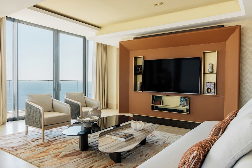 Suite Penthouse Ultimate ME+ del hotel ME Malta. Foto 4