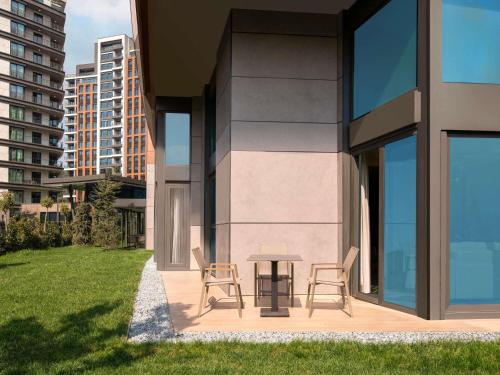 Estudio Superior del hotel Mövenpick Living Istanbul Saklivadi. Foto 4