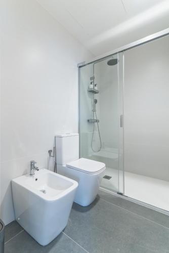 Habitación Doble del hotel La Vega de Ciudad Jardín Suites. Foto 5