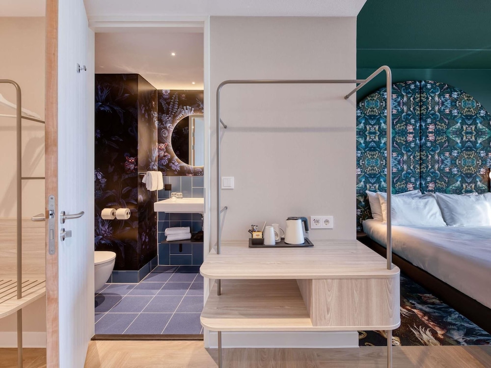 Habitación Estándar con 1 cama doble del hotel Ibis Styles Rotterdam Ahoy. Foto 10