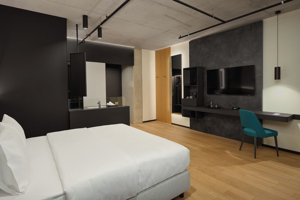 Habitación doble 1 Cama king del hotel Pullman Zagreb. Foto 3