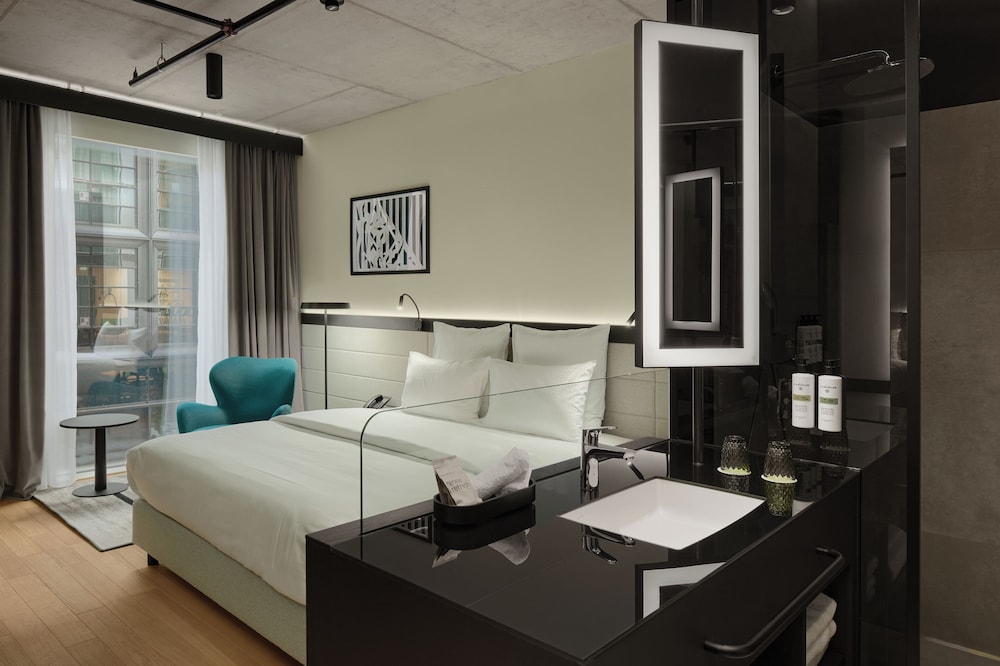 Habitación doble 1 Cama king del hotel Pullman Zagreb. Foto 13