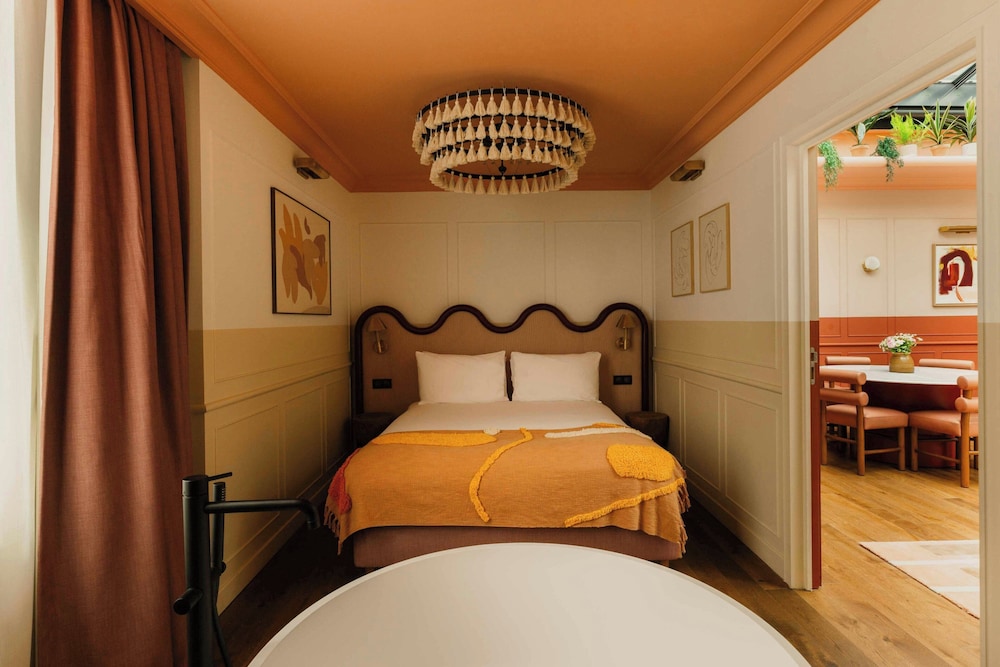 Roseraie Suite del hotel Le Jardin De Verre by Locke. Foto 6