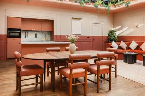 Suite Roseraie del hotel Le Jardin De Verre by Locke. Foto 3