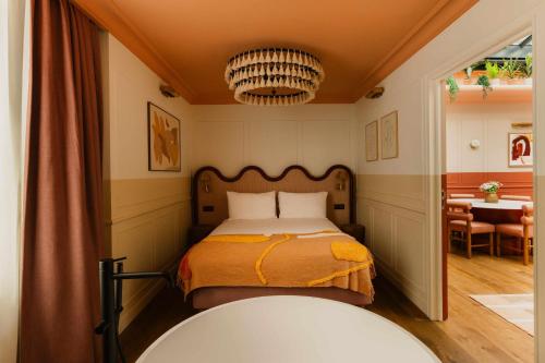 Suite Roseraie del hotel Le Jardin De Verre by Locke. Foto 7