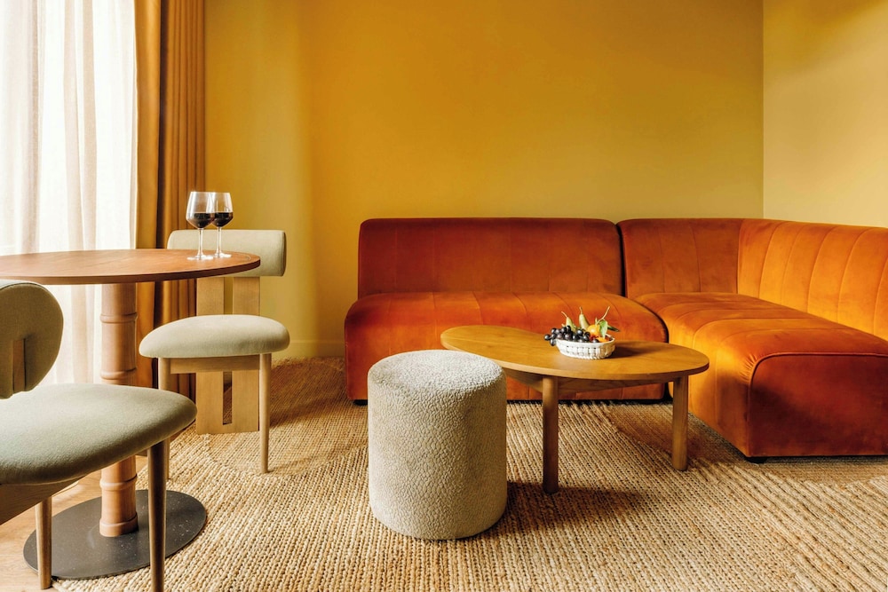 One Bedroom Open Plan Suite del hotel Le Jardin De Verre by Locke. Foto 26