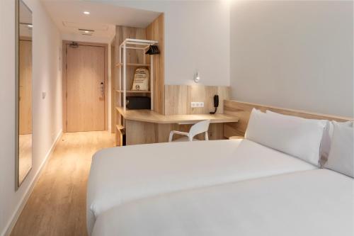 Habitación Doble - 2 camas del hotel BandB MADRID Carabanchel. Foto 1