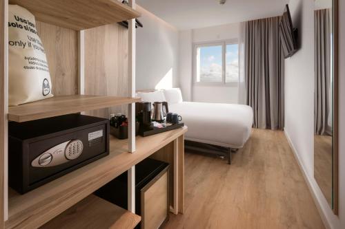 Habitación Doble Superior del hotel BandB MADRID Carabanchel. Foto 3
