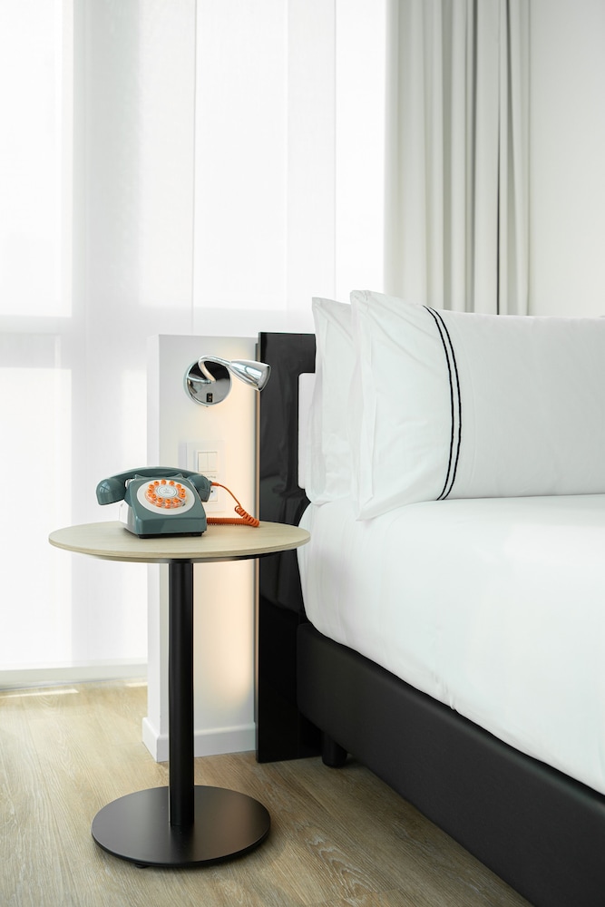 Habitación Innside con balcón del hotel INNSiDE by Meliá Newcastle