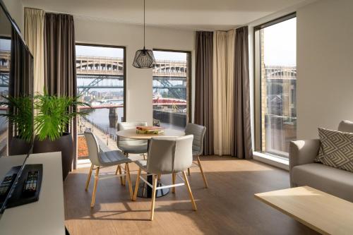 La Townhouse del hotel INNSiDE by Meliá Newcastle. Foto 1
