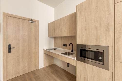Estudio del hotel Líbere Málaga Trinidad. Foto 4