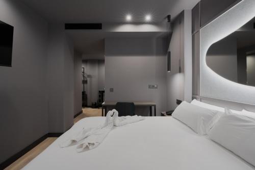 Habitación Doble Estándar del hotel LIVVO La Escarlata. Foto 11