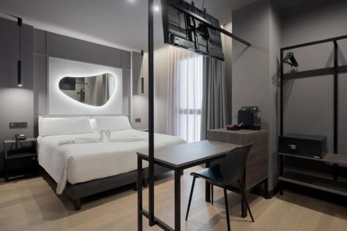 Habitación Doble Estándar del hotel LIVVO La Escarlata. Foto 21