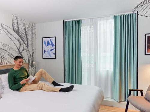 Estudio con cama doble del hotel Adagio London City East. Foto 1